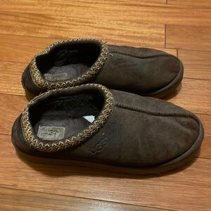 UGG Tasman Slipper Men’s brown Slippers Slip on Shoes